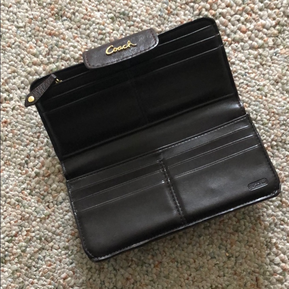 Coach Wallet - Picture 2 of 3